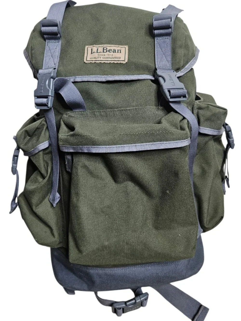 LL Bean Continental Rucksack Backpack Army Green Hiking Travel Gorpcore Outdoors